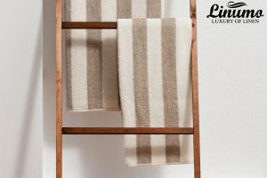 Bath-towel from lines frott striped different sizes