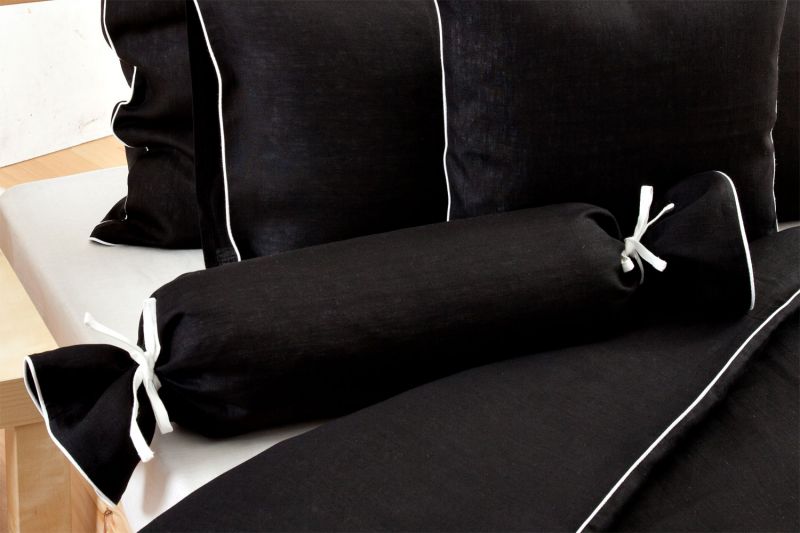 Bolster NAHE 100% Linen black with a white cord row