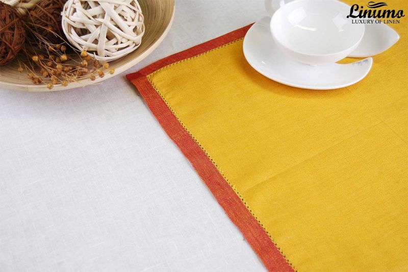 Classic linen napkin with a noble hemstitching 46x46cm yelow/red